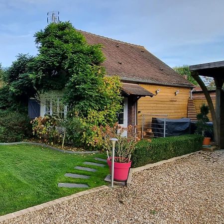 Вилла La Berceuse Normande Dampierre-sur-Avre Экстерьер фото