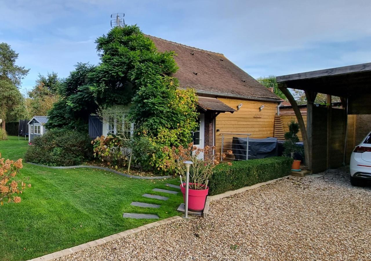 Вилла La Berceuse Normande Dampierre-sur-Avre Экстерьер фото